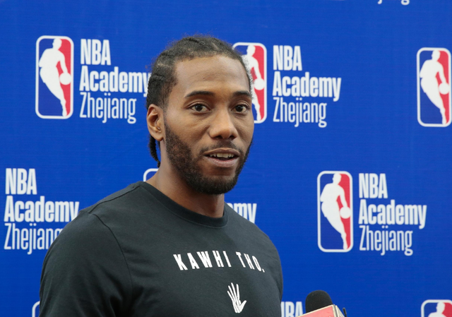 扎戈：托蒂睡觉打呼噜还说梦话；吐西蒙尼口水是因他故意挑衅（扎戈称：托蒂睡觉会打鼾还爱说梦话；向西蒙尼吐口水因对方刻意挑衅）