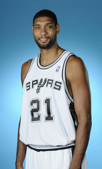 维埃里谈德比：也许国米应该踢得难看一点然后多进几个球（维埃里谈德比：国米不必追求好看，踢得务实才能多进球）