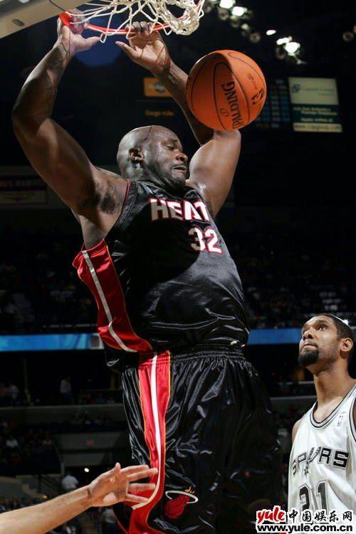 2001-03年的这一周：枪手大帝亨利屡次登上头条（本周回顾2001-03：枪手之王亨利频频霸占头条）