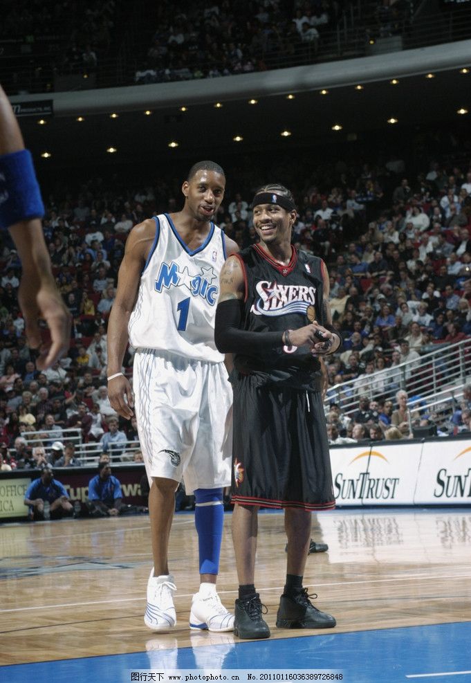 欧冠本周最佳球员候选：马杜埃凯、孔德、德凯特拉雷、格洛赫（欧冠本周最佳四人入围：马杜埃凯、孔德、德凯特拉雷、格洛赫）