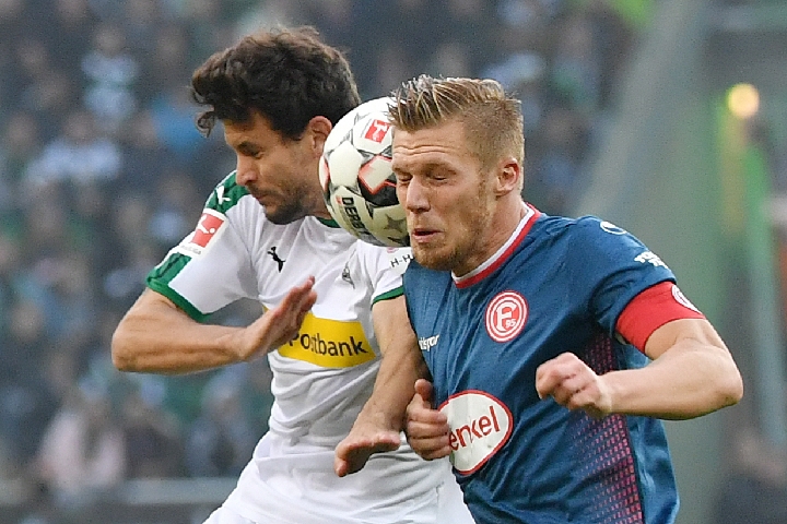 身价6000万!TA：23岁安德森是曼联中场引援首选，但森林冬窗不卖（TA：曼联中场头号目标为23岁安德森，身价6000万，森林冬窗拒售）