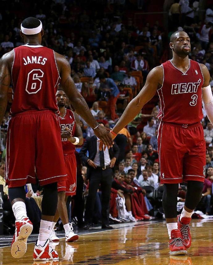 弗拉霍维奇面临长时间休战，意媒：尤文正在关注吉拉西（弗拉霍维奇或长期缺阵，意媒称尤文瞄准吉拉西）