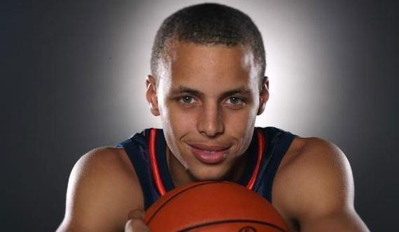 半场战报：马赛0-0亚特兰大，德凯特拉雷失点（上半场战况：马赛0-0亚特兰大，德凯特拉雷失点成遗憾）